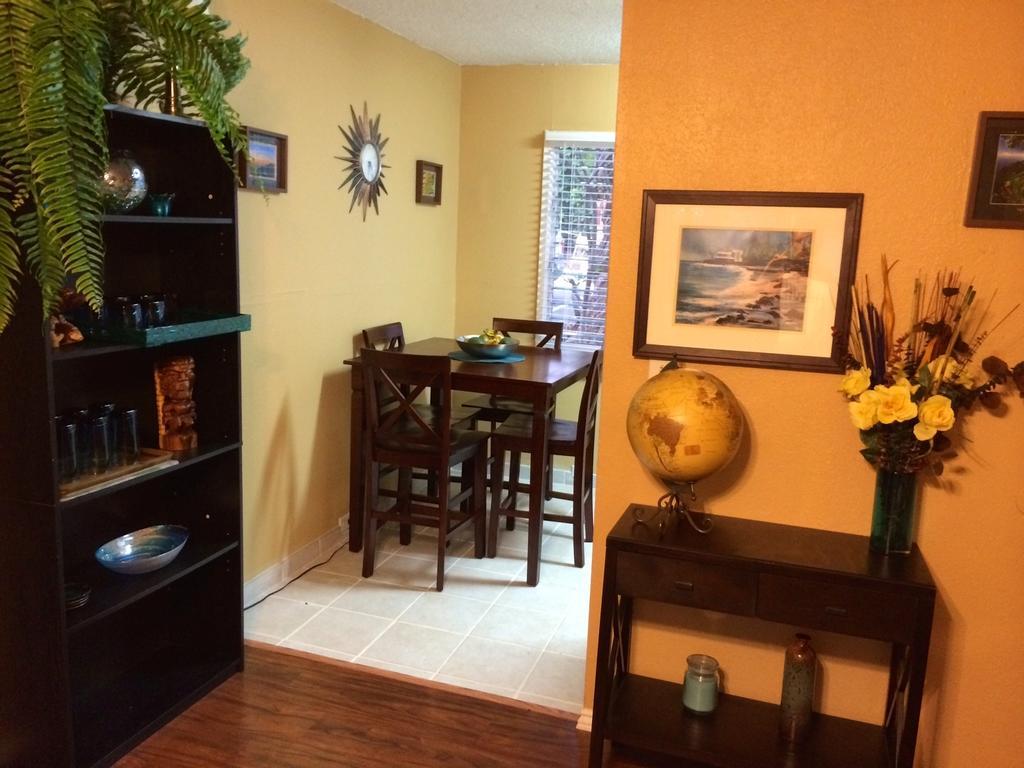 Palani Condo Kailua-Kona Værelse billede